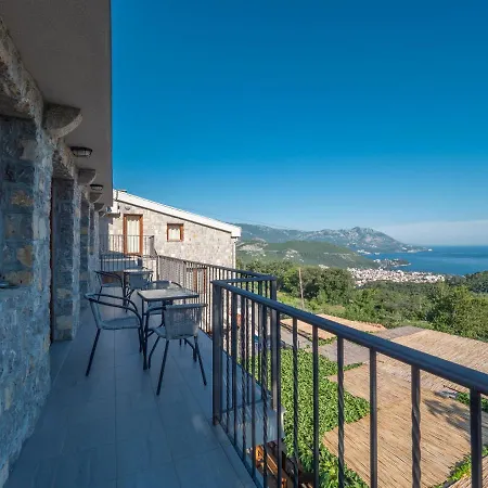 Family Retreat Bozovic *